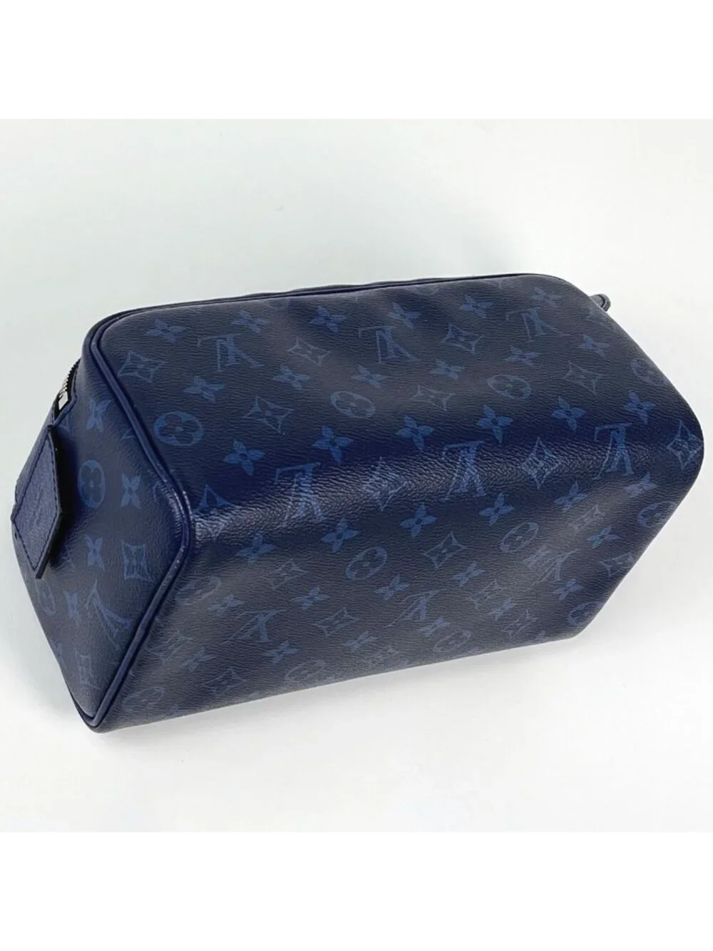 Louis Vuitton Dopp Kit Pouch Travel Bag Second Taigarama Cobalt